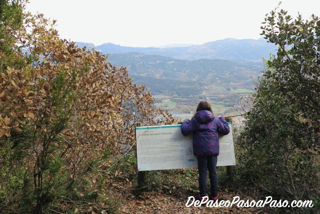 Mirador en la ruta a Roques Encantades